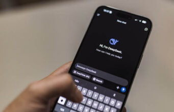 How to Use ChatGPT to Earn Money Online Earn money online with ChatGPT