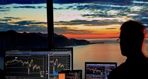 Dollar-Cost Averaging vs Lump Sum Investing: Which Strategy Wins Over Time? Dollar-cost averaging vs lump sum investing